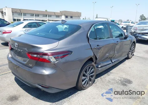 2022 Toyota Camry Le from USA, damaged, VIN 4T1C11AK0NU681028